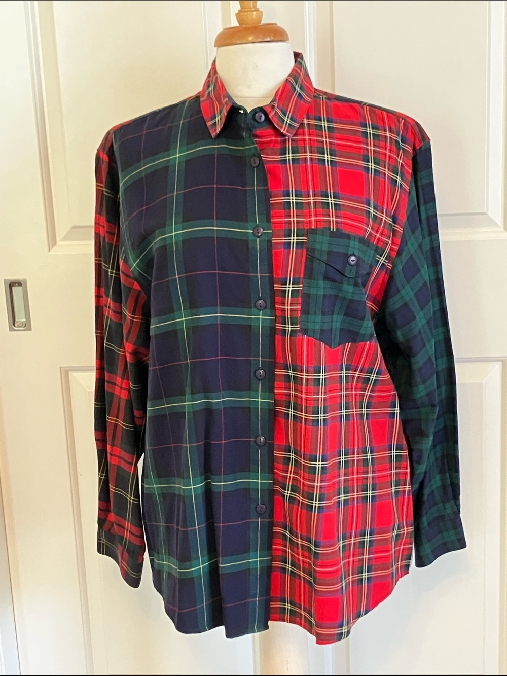 Bechamel Mixed Plaid Button-Down Shirt in Red and Green